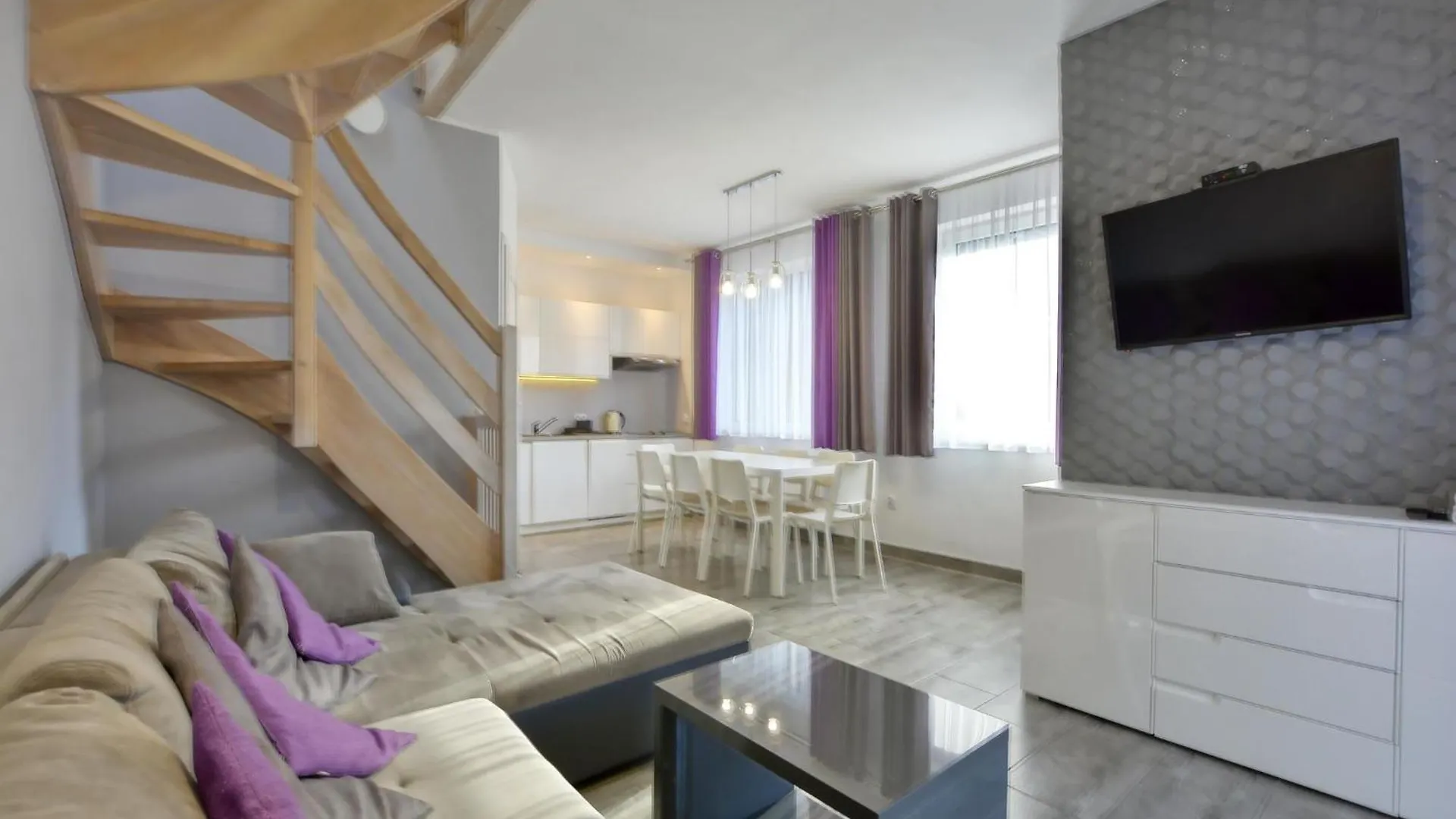 شقة Domek Marion Apartament Marion كارباش